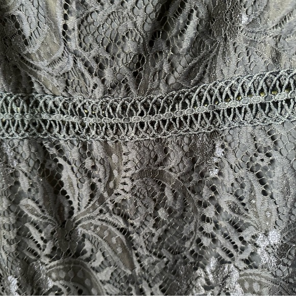 Allanwell Blue Floral Lace V Neckline Midi Bodycon XL Cocktail Dress - Picture 8 of 10